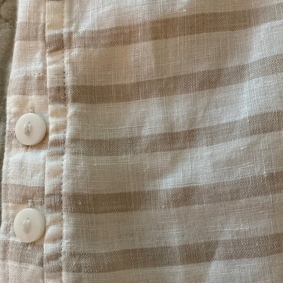 Chicos  linen tunic shirt, size 0, traditional size M, cream and beige stripes. - Picture 7 of 7